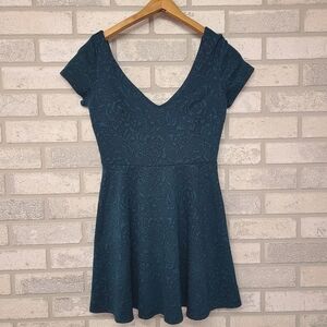 Forever 21 Emerald Green Skater Mini Dress Size Small